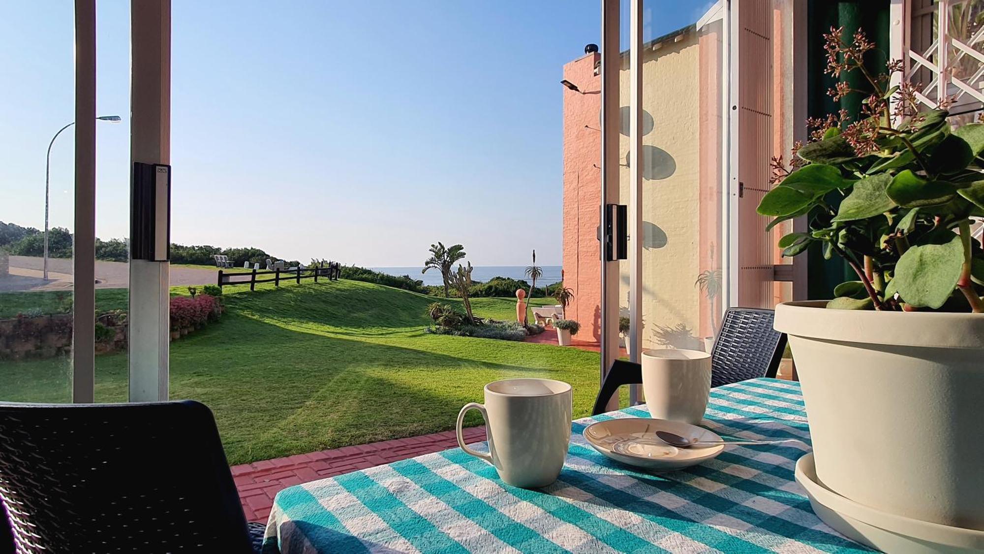 Escape To Paradise: Beachside Apartment Джефрис Бей Екстериор снимка